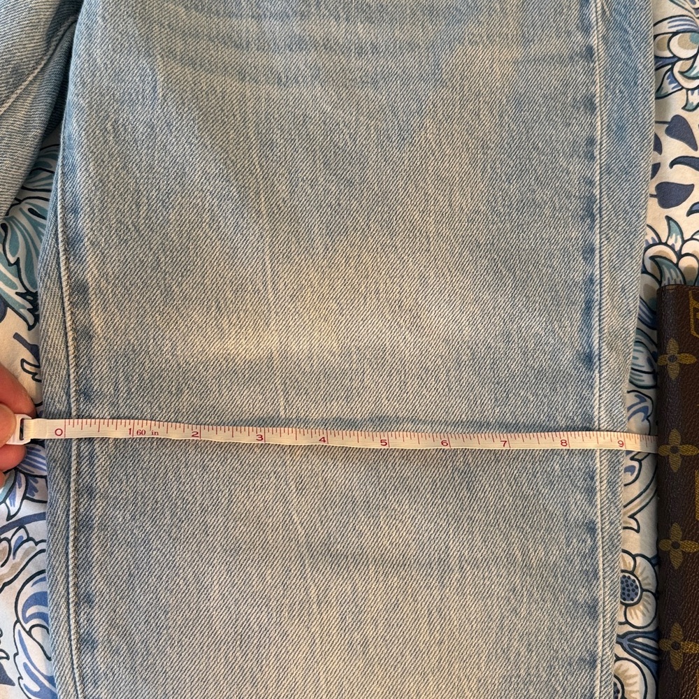 Lucky Brand Light Wash Straight Leg Jeans - Picture 7 of 8